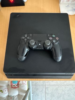 Consola PS4 Negra + Mando