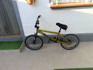 Bicicleta BMX K2B
