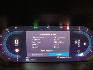 Volvo XC60 B4 R Design 2WD