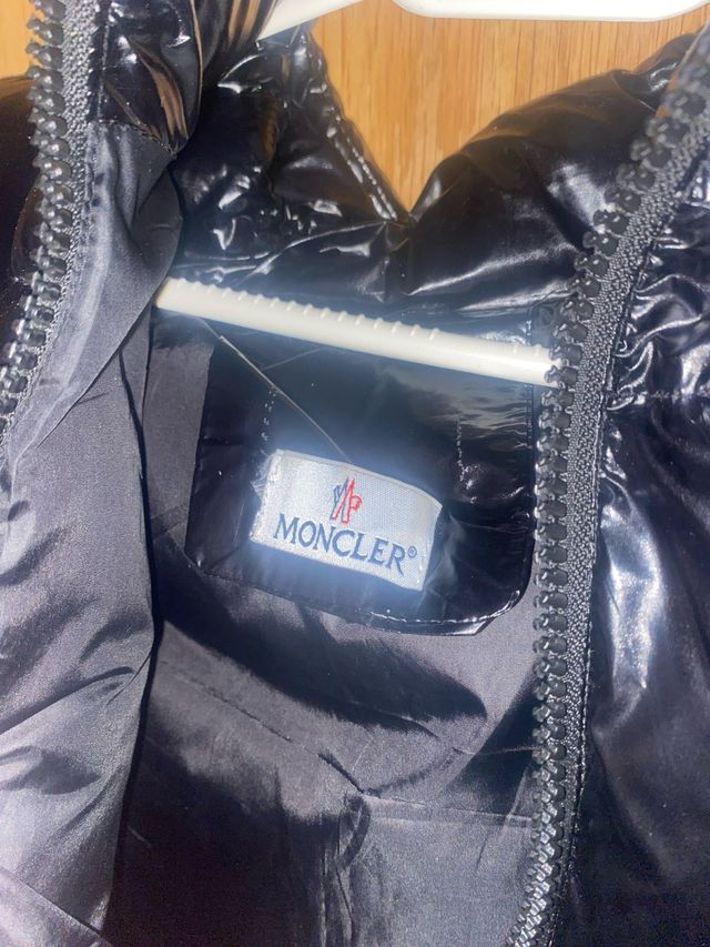 Chaleco Moncler Negro Brillante