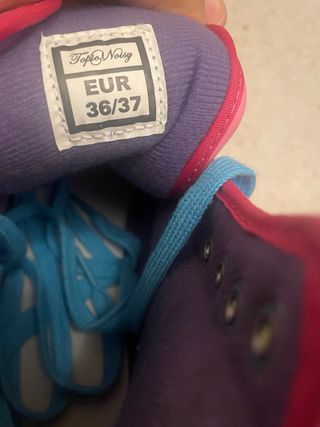 Patines de niña rosas con estrellas