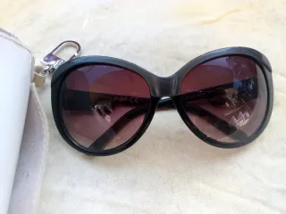 Occhiali da sole Just Cavalli con Custodia