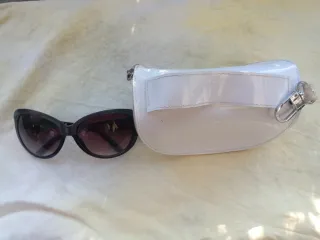 Occhiali da sole Just Cavalli con Custodia