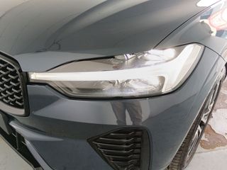 Volvo XC60 B4 R Design 2WD