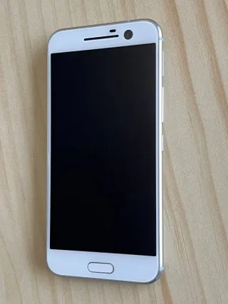 HTC 10 ( M10) 32GB . Libre LTE snapdragon.