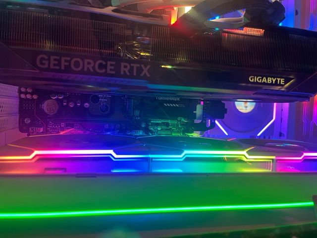 PC gaming Tope de Gama RTX 5080/ r7 7800x3d 32 gb