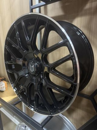 Juego llantas 20 pulgadas 5x127 jeep Wrangler