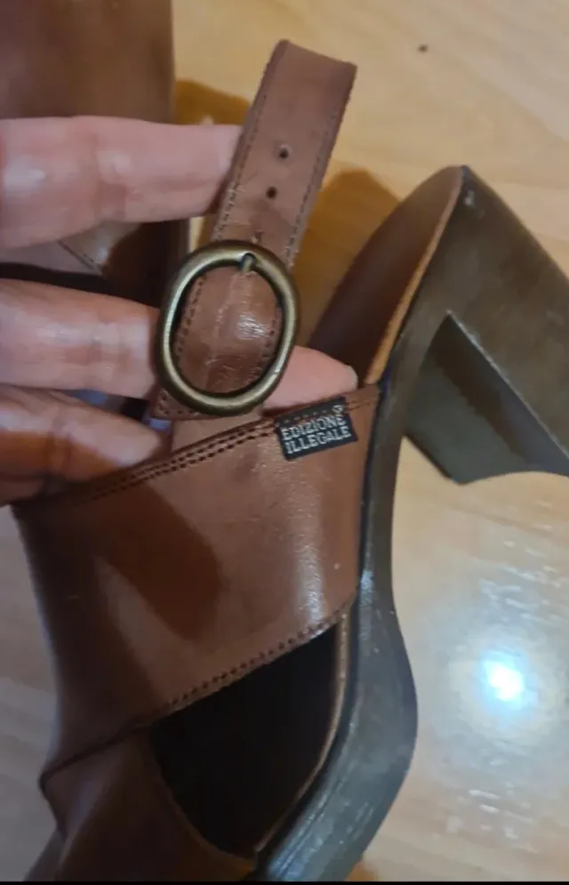 Sandalias de cuero retro marrones