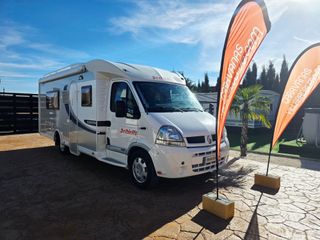 RENAULT - DETHLEFFS GLOBETROTTER - Aire/Toldo/Pla