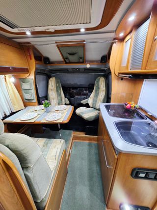 RENAULT - DETHLEFFS GLOBETROTTER - Aire/Toldo/Pla