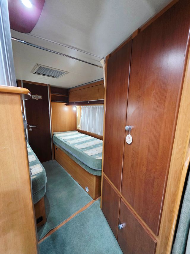 RENAULT - DETHLEFFS GLOBETROTTER - Aire/Toldo/Pla