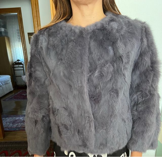 Chaqueta pelo sintético gris
