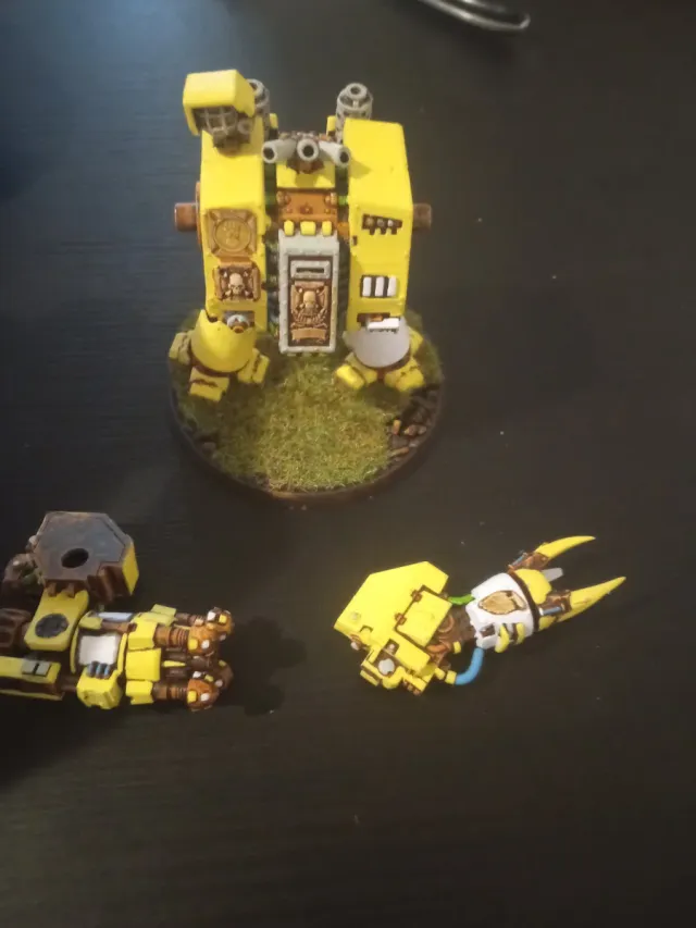 Dreadnought space marine warhammer imperial fist