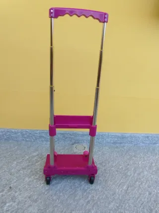 Carrello porta zaino Bratz fucsia con scritta rosa