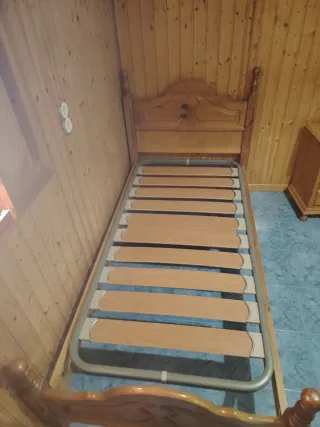 Cama individual madera maciza