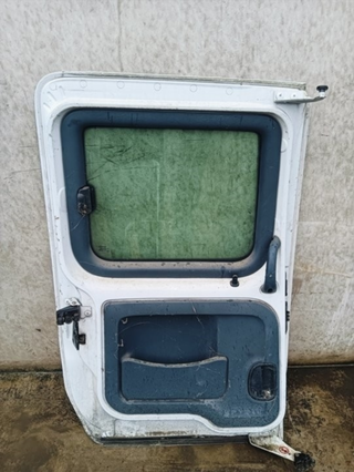 PUERTA LATERAL CORREDERA IZQUIERDA RENAULT KANGOO