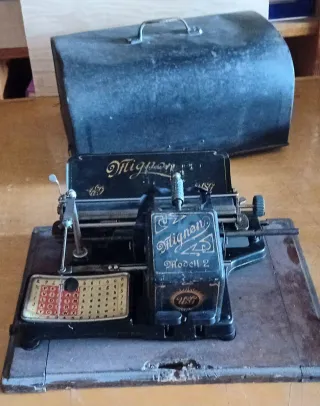 Máquina de escribir Mignon Modelo 2