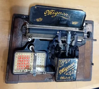 Máquina de escribir Mignon Modelo 2
