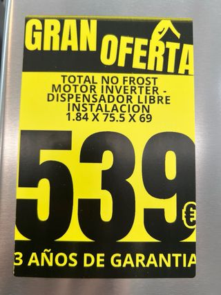 Nevera KROMs con dispensador de agua