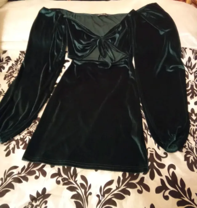 Vestido verde terciopelo manga larga