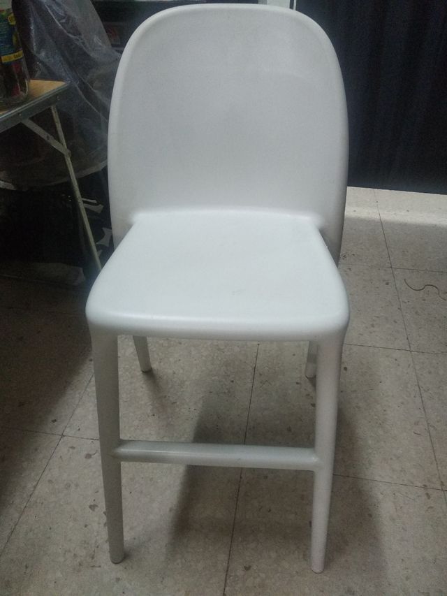 Silla infantil blanca