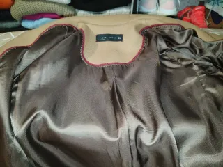 Abrigo camel Zara