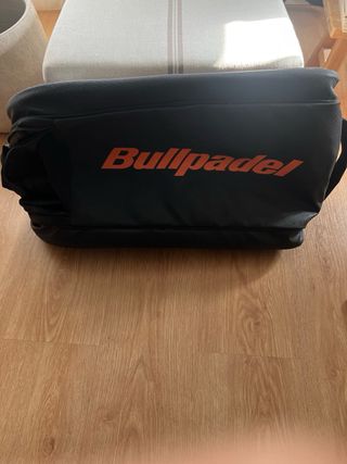 Paletero Bullpadel Hack Proline Negro Naranja