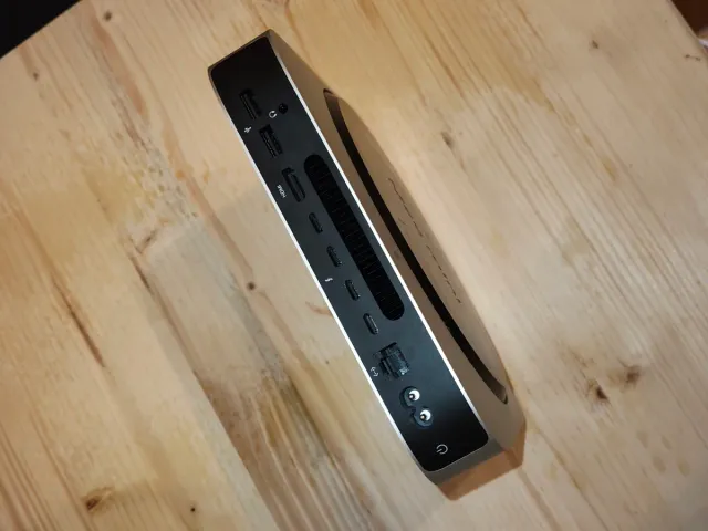 Mac Mini M2 Pro + Perifericos