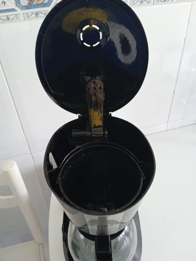 Cafetera SAIVOD Goteo Negra