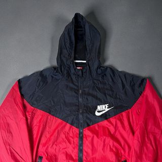 Chaqueta Nike Vintage Clásica Roja y Negra