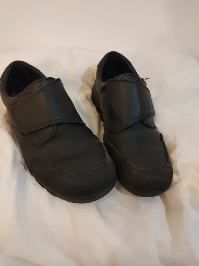 Zapatos niño piel velcro