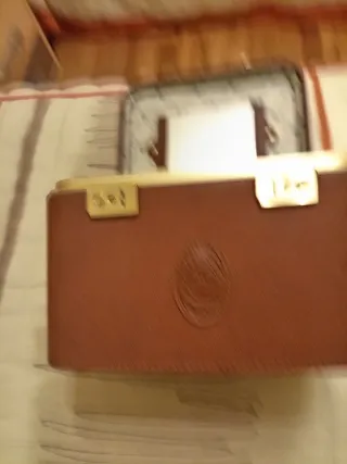 Maletín maquillaje marrón y dorado