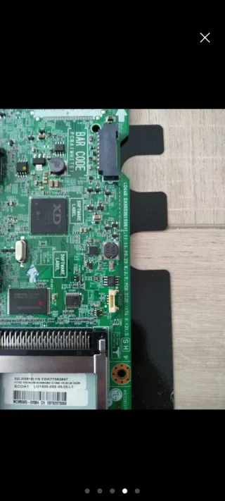 MAIN BOARD  TV LG 32 LB5610.