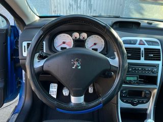 Peugeot 307 2.0 (2004)