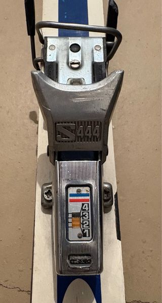 Esquís 1001 Made in Austria. Miden 1,85 cms