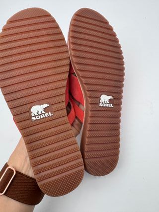 Sandalias SOREL Ella Slide Ante Rojo, talla 38