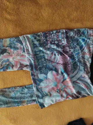 Pantalón tattoo Desigual