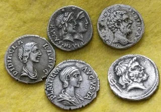 Lote 5 Denarios Romanos Réplica Plata