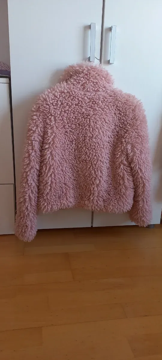 Chaqueta rosa lana rizada
