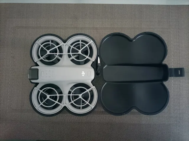 DJI Neo con Accessori