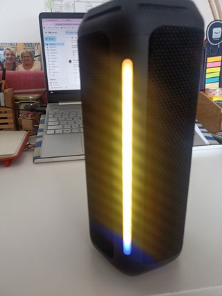 Altavoz portátil liviano