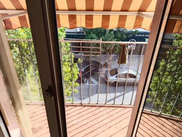 Segundo piso muy luminoso 4 habitaciones