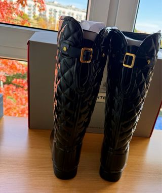 Botas Hunter acolchadas negras sin estrenar