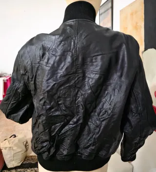 Chaqueta de piel negra hombre