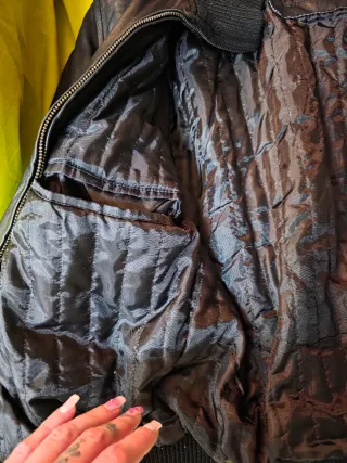 Chaqueta de piel negra hombre