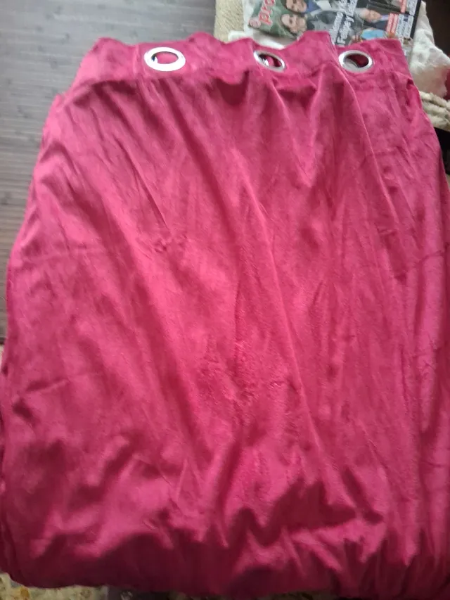 Cortina de terciopelo rosa/rojo