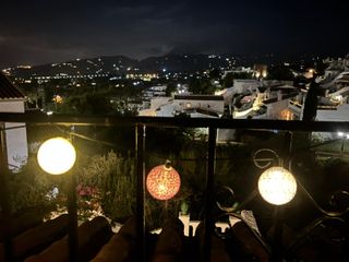 4 catene di luci da esterno dorate e bianche