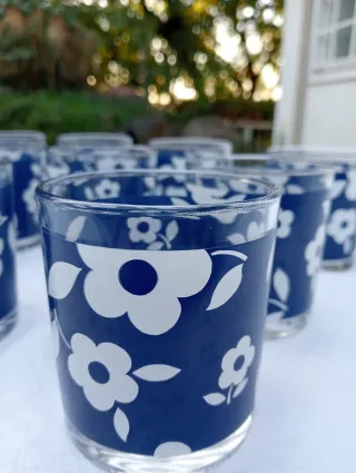 Set 15 Bicchieri Vetro Blu Fiori Bianchi