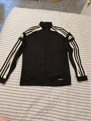 Chándal Adidas. Talla 13-14 años