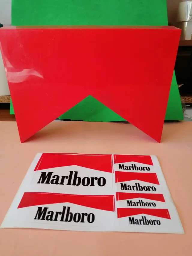 Stemma Marlboro Rosso in pls
